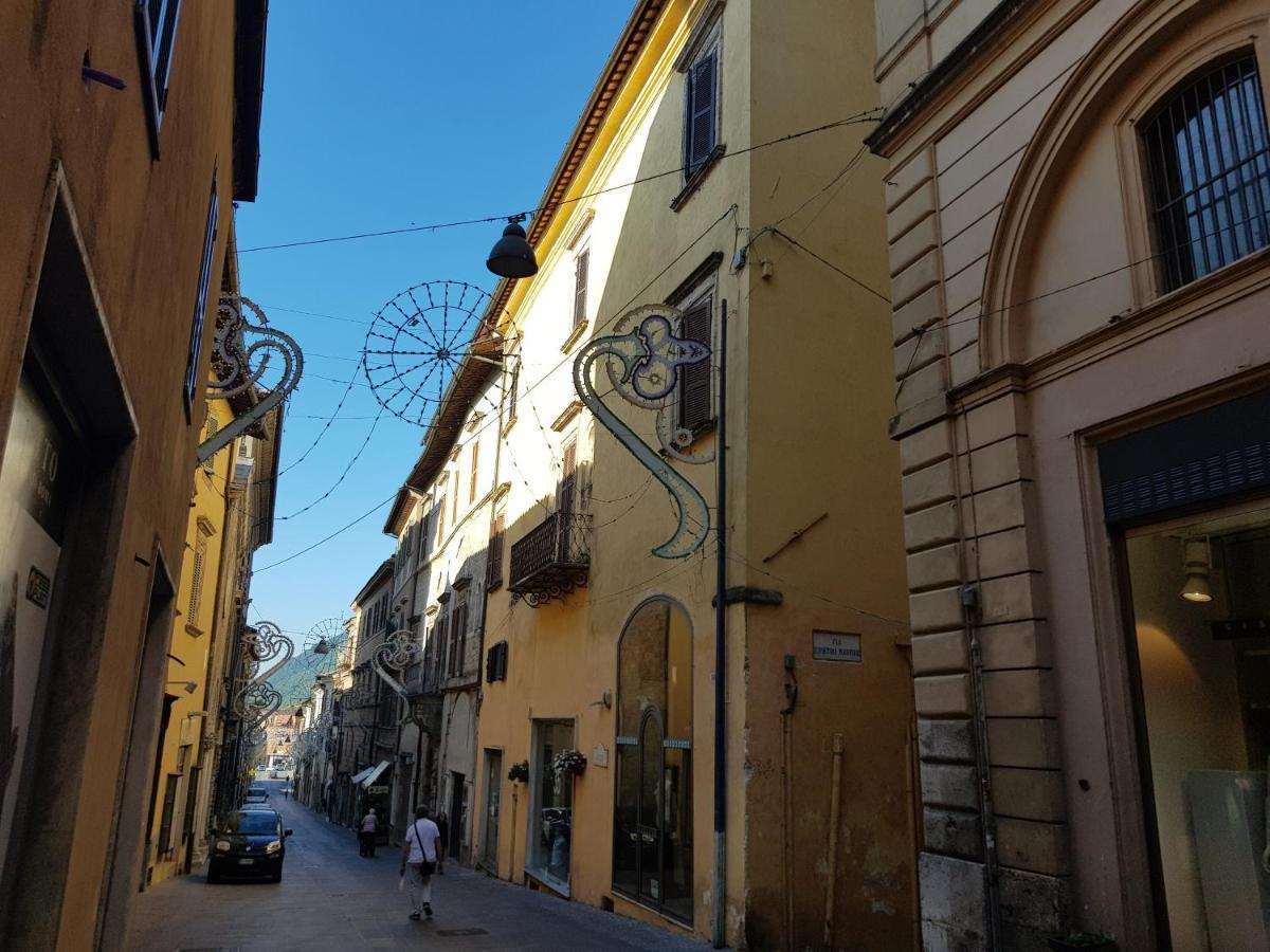 Bed and Breakfast Il Capitello Риети Экстерьер фото