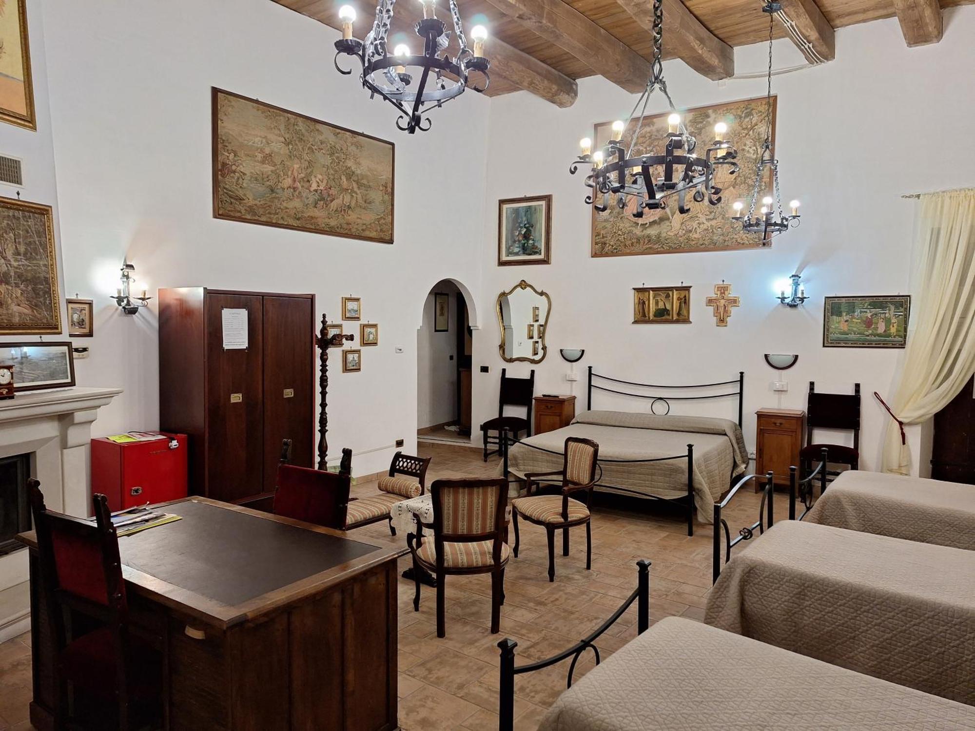 Bed and Breakfast Il Capitello Риети Экстерьер фото